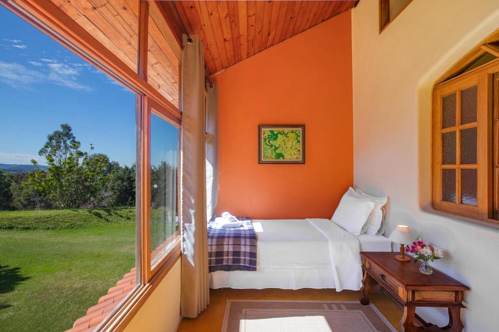 Pousada Das Berghaus Turismo Rural E Cervejeiro Эстрема Экстерьер фото